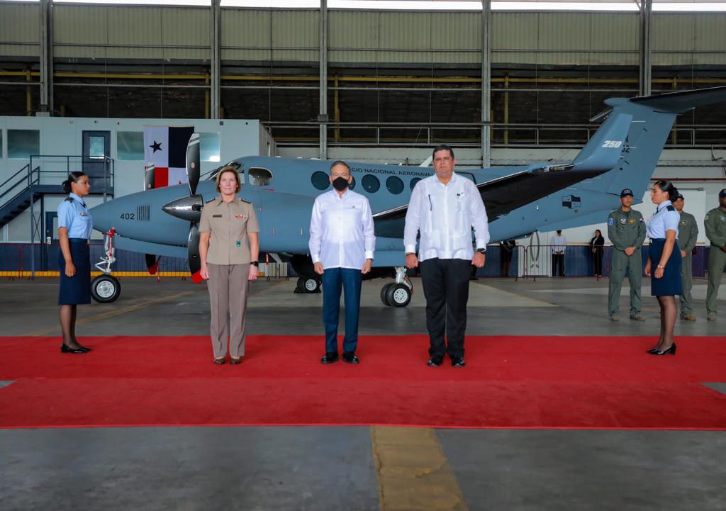 Presidente Cortizo Cohen participa de reunión de alto nivel con EEUU y recibe aeronave de patrullaje marítimo 